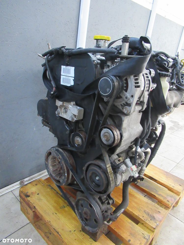 Silnik kompletny Grand Voyager Caravan 2.8 CRD VM28c ENR EGR z tyłu - 3