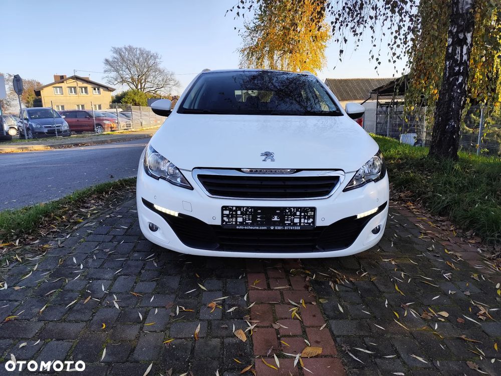 Peugeot 308 1.2 PureTech GPF Allure Pack S&S - 2