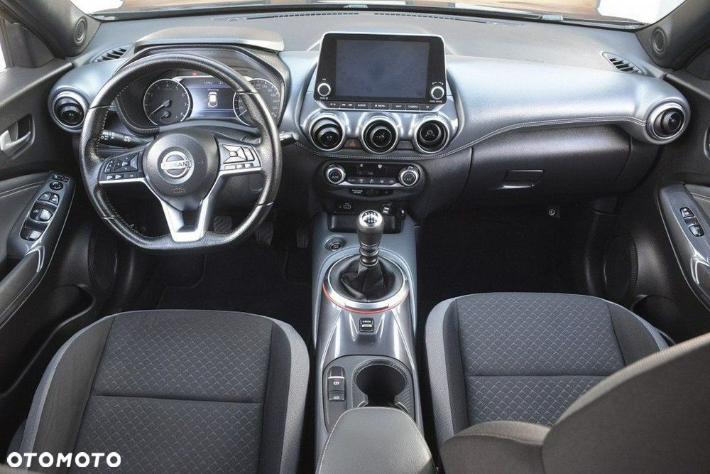 Nissan Juke 1.0 DIG-T N-Connecta - 12