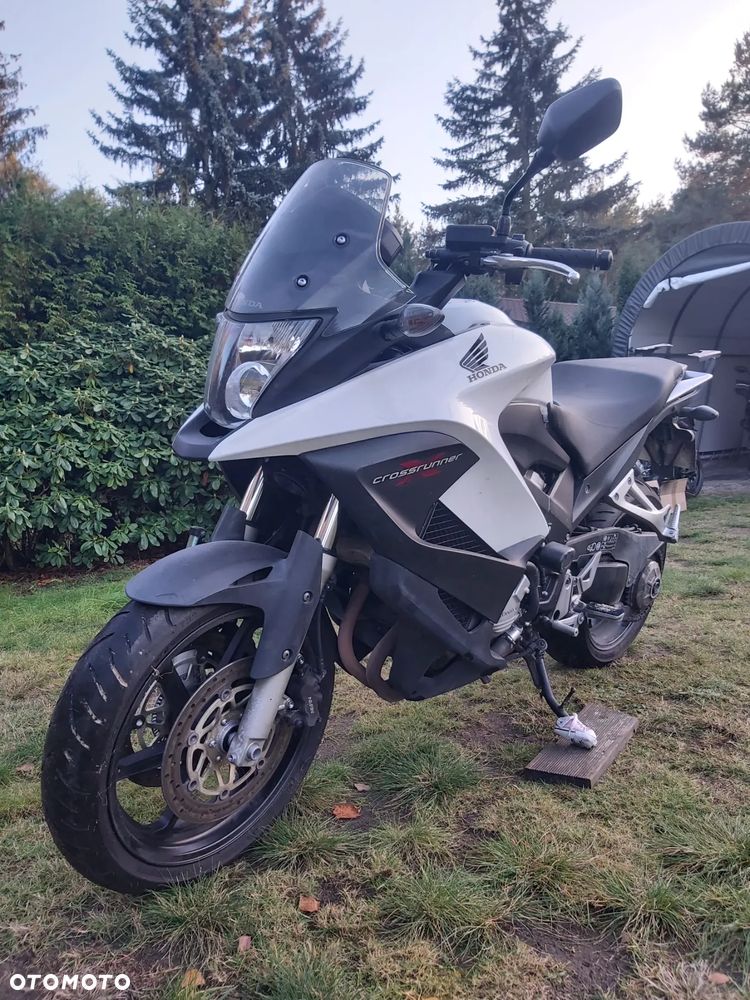 Honda VFR - 8