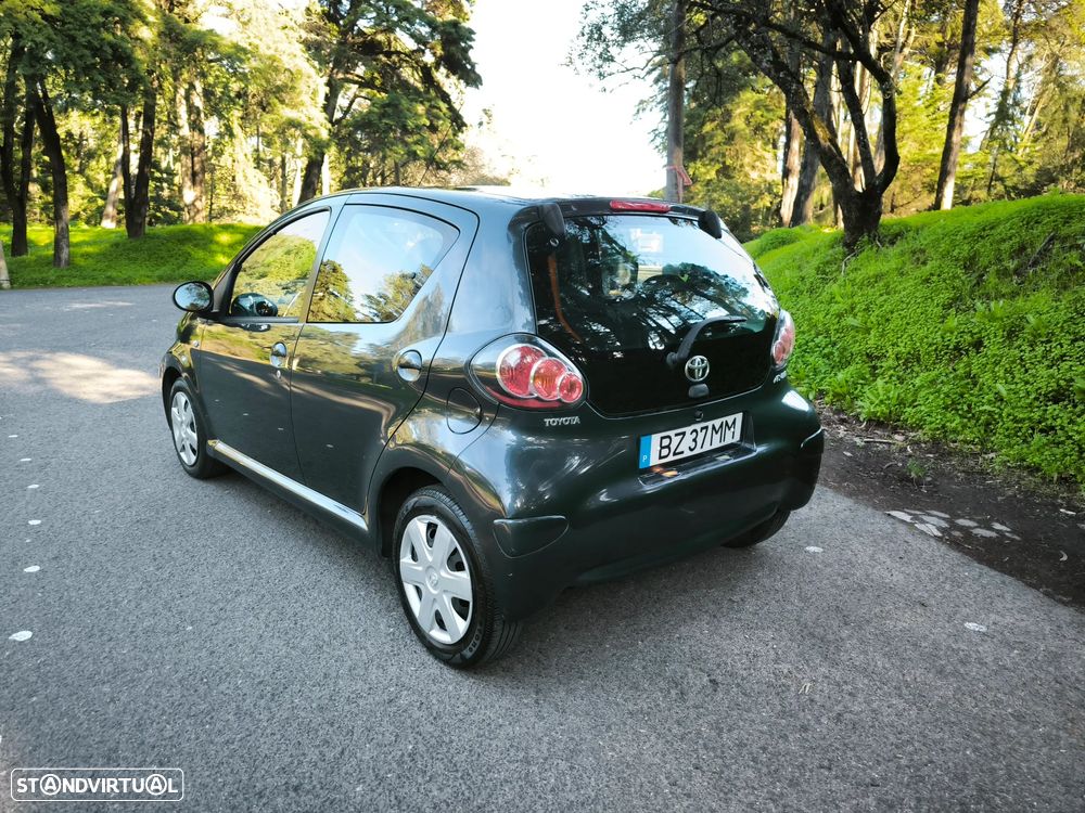 Toyota Aygo Cool - 3
