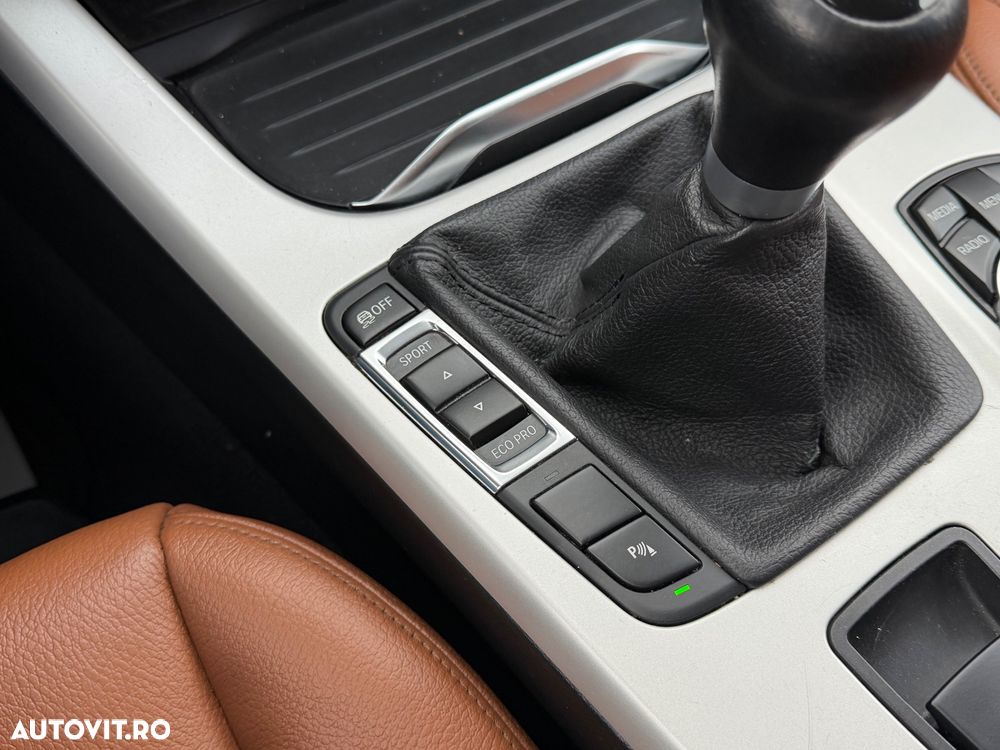 BMW X3 sDrive18d Advantage - 16