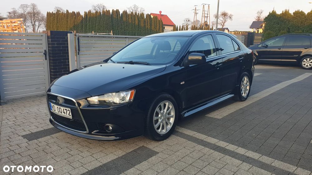 Mitsubishi Lancer - 1