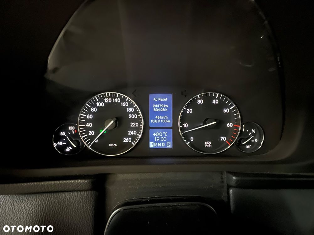 Mercedes-Benz Klasa C - 30