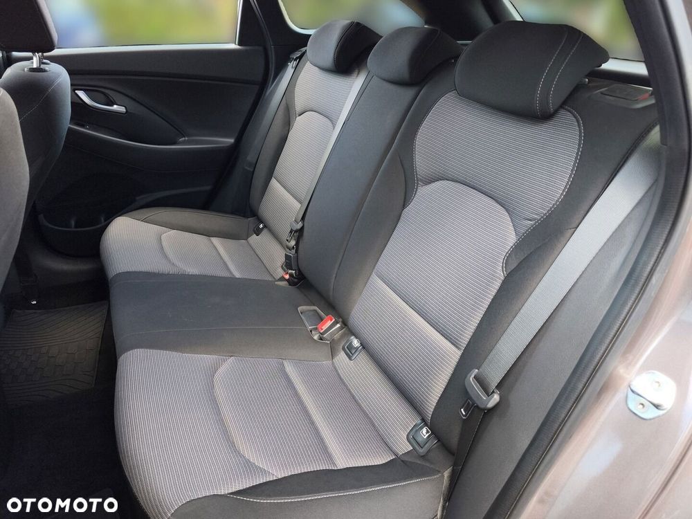 Hyundai i30 1.0 T-GDI Classic + - 13