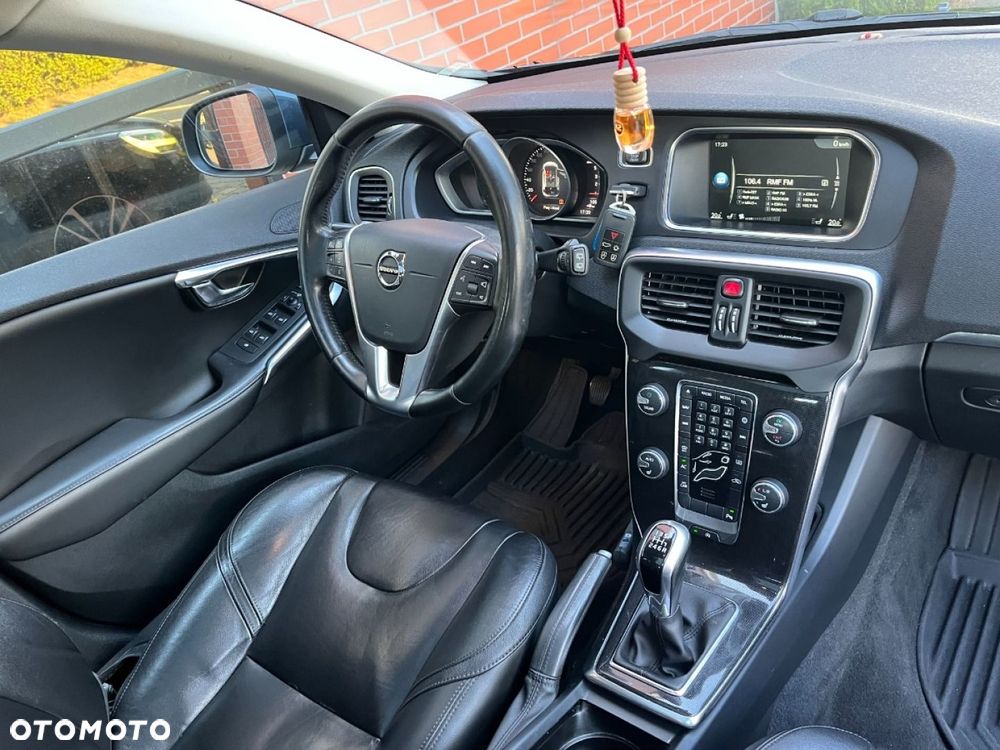 Volvo V40 D2 Inscription - 7