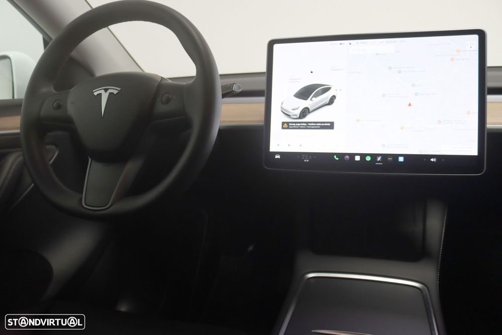 Tesla Model Y Long Range Dual Motor AWD - 17