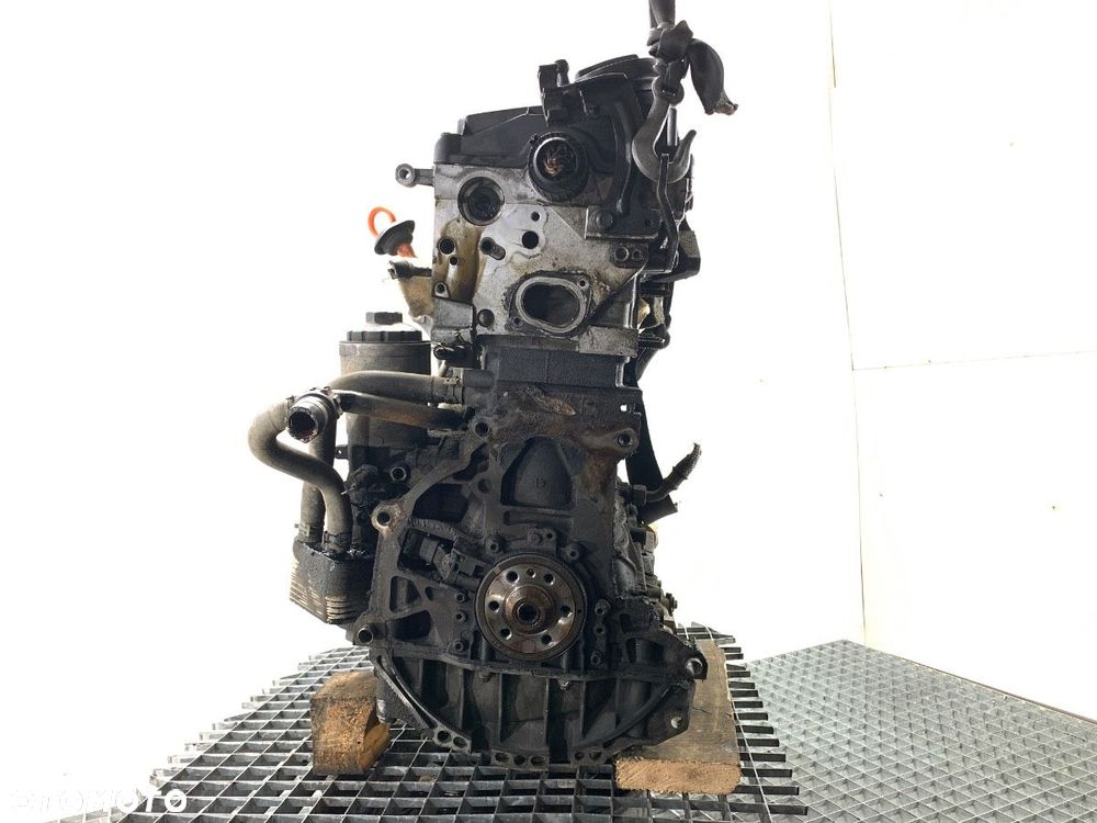 SILNIK  AUDI A4 B7 (8EC) 2004 - 2008 2.0 TDI 103 kW [140 KM] olej napędowy 2004 - 2008 BLB - 2