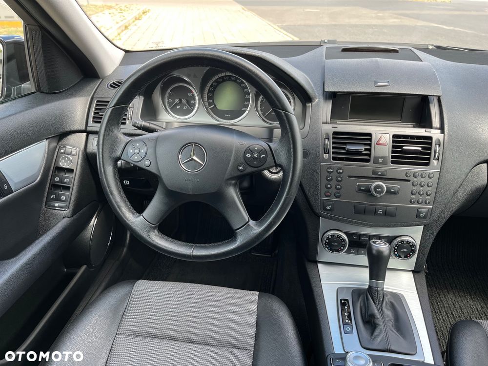 Mercedes-Benz Klasa C 180 Kompressor Automatik BlueEFFICIENCY Avantgarde - 18