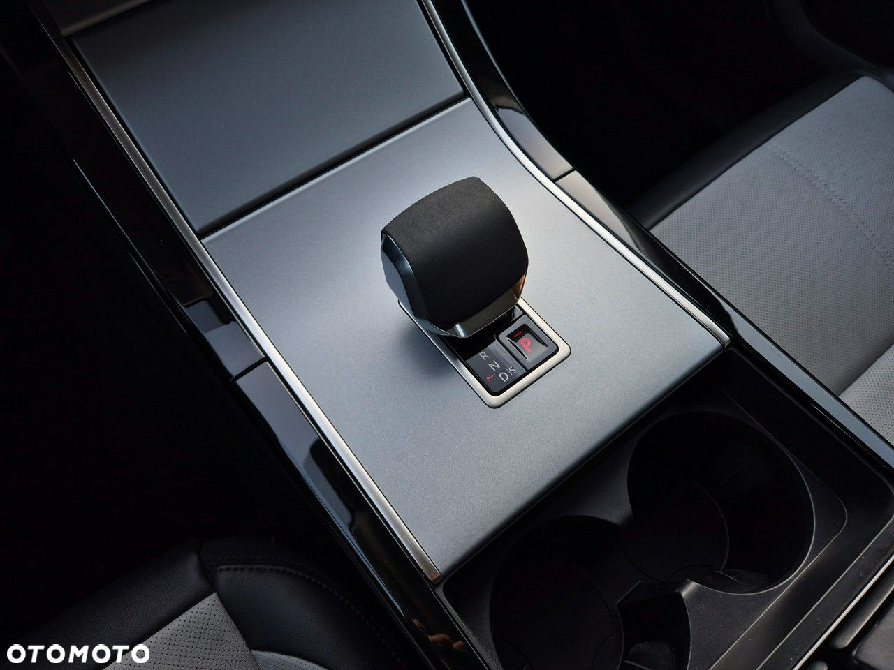 Land Rover Range Rover Velar - 32