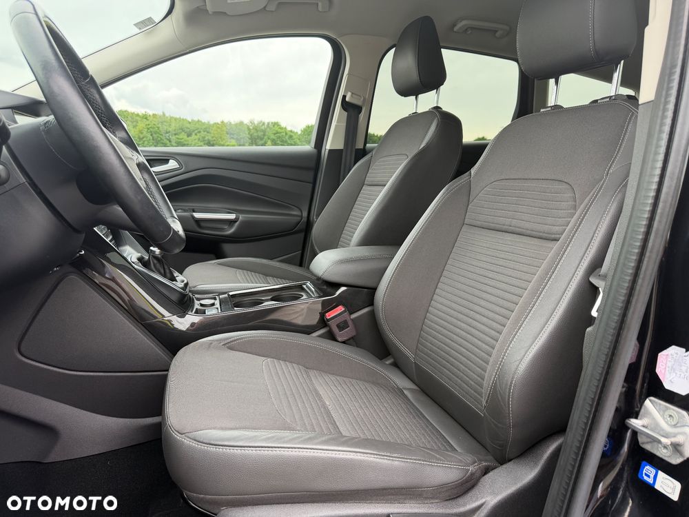Ford Kuga - 15