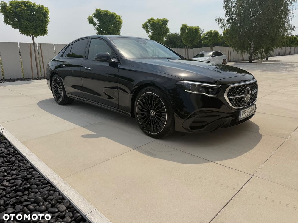 Mercedes-Benz Klasa E 220 d mHEV Exclusive 9G-Tronic - 1