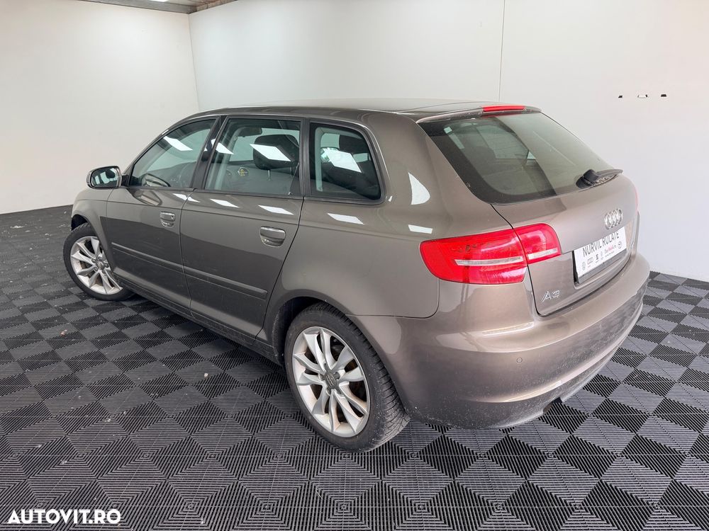 Audi A3 1.2 TFSI Ambiente - 5