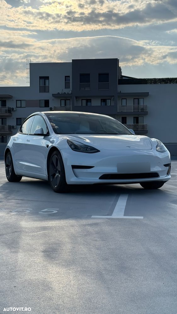 Tesla Model 3 Standard - 4