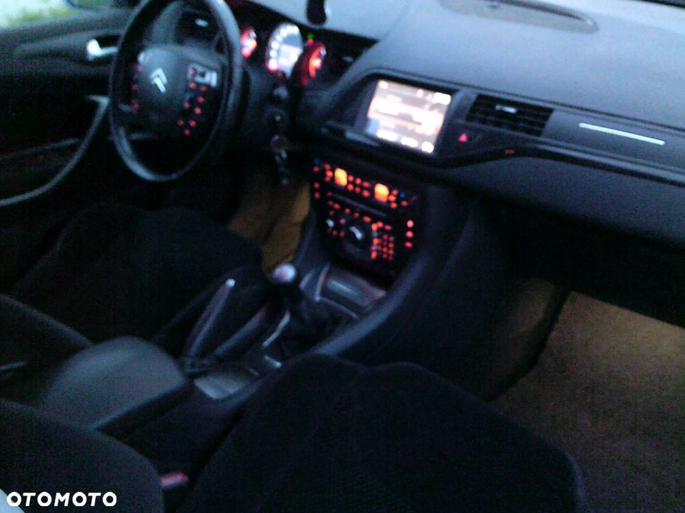 Citroën C5 HDi 110 FAP Confort - 8