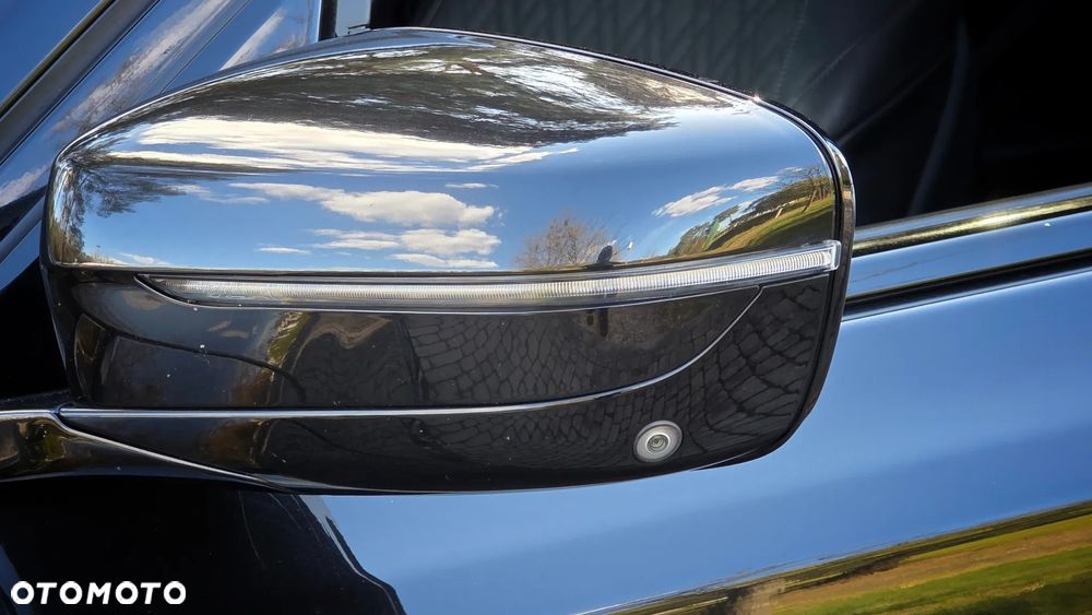 BMW Seria 7 750Li Edition Exclusive - 10