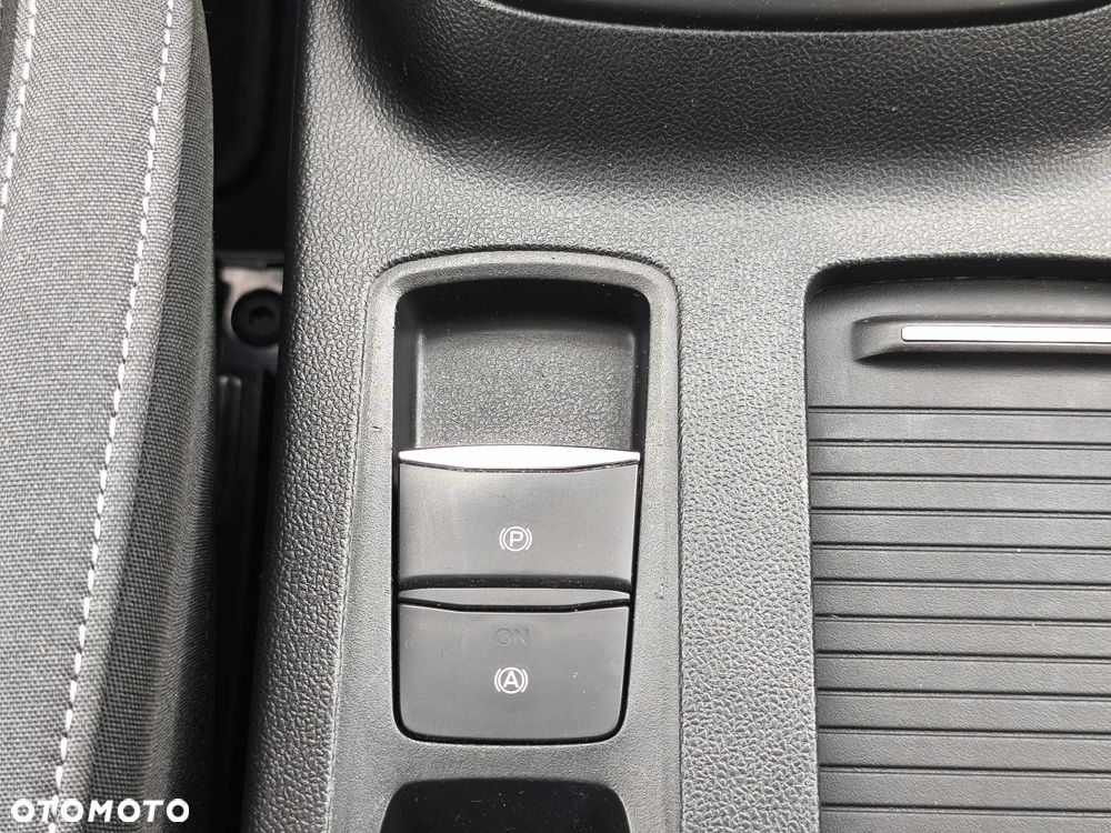 Ford Focus 1.0 EcoBoost Start-Stopp-System COOL&CONNECT - 25