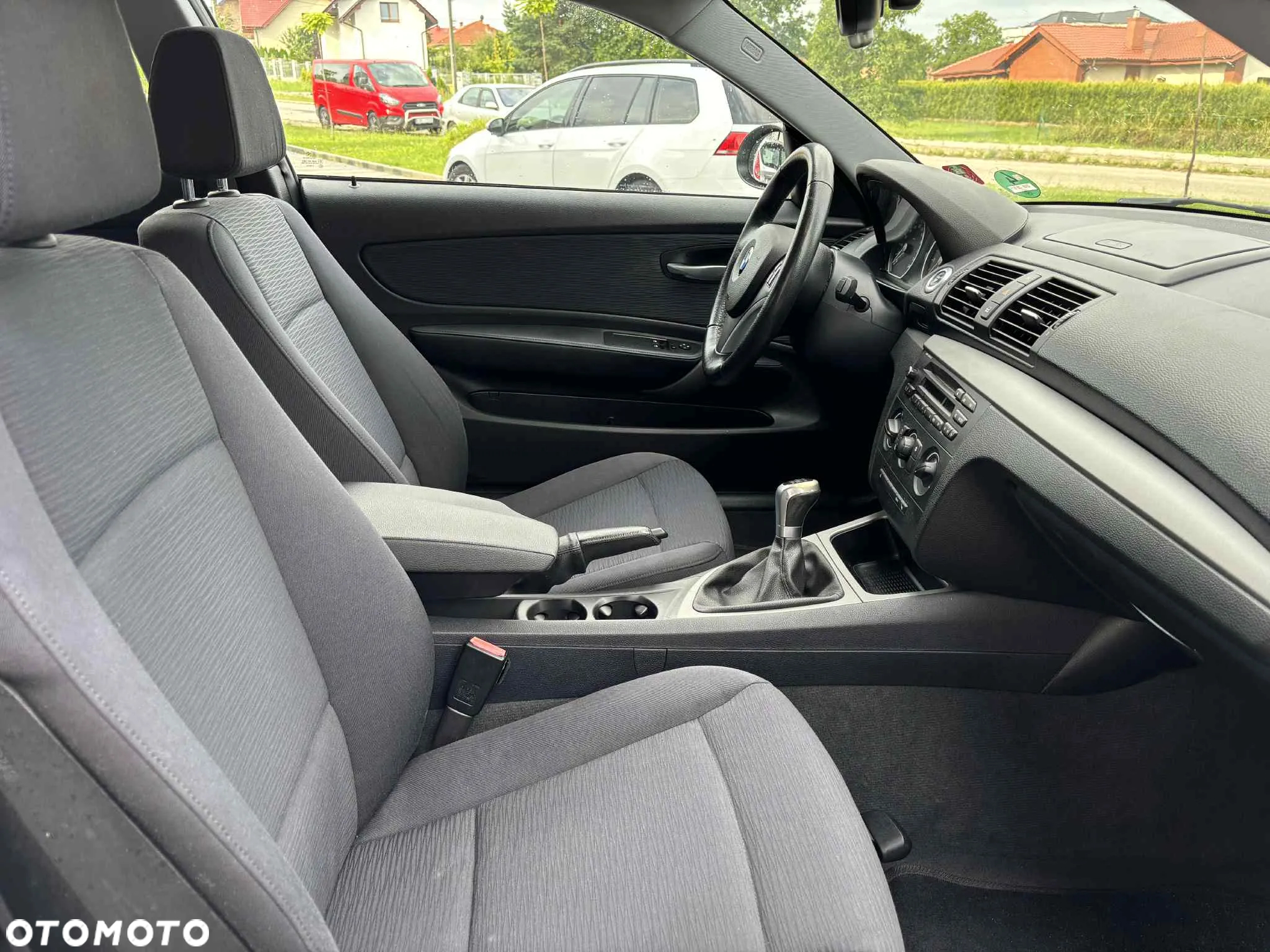 BMW Seria 1 116i - 17