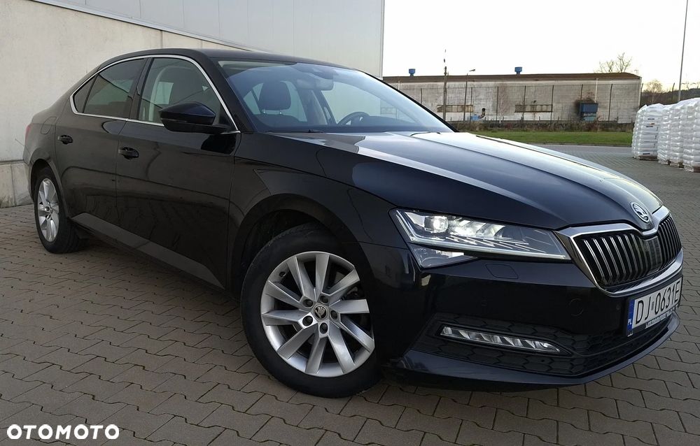 Skoda Superb 2.0 TDI SCR 4x4 Ambition DSG - 12