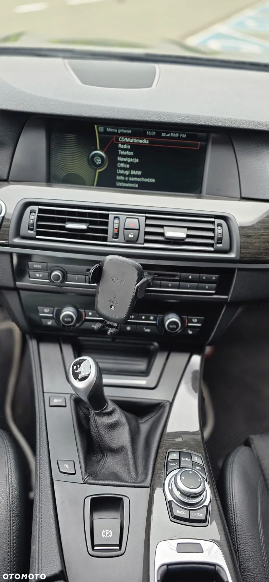 BMW Seria 5 520d - 16