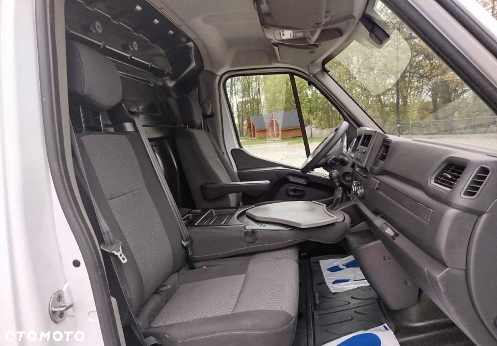 Renault Master - 22