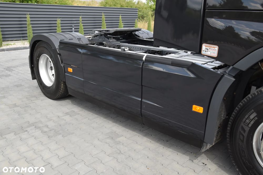 Volvo FH500 / EURO 6 / ACC / LEDY / NOWE OPONY / FULL SPILERY / SERWISOWANY / SPROWADZONY - 19