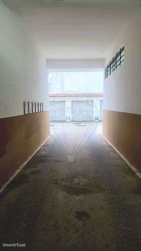 Garagem  para venda - Grande imagem: 2/4