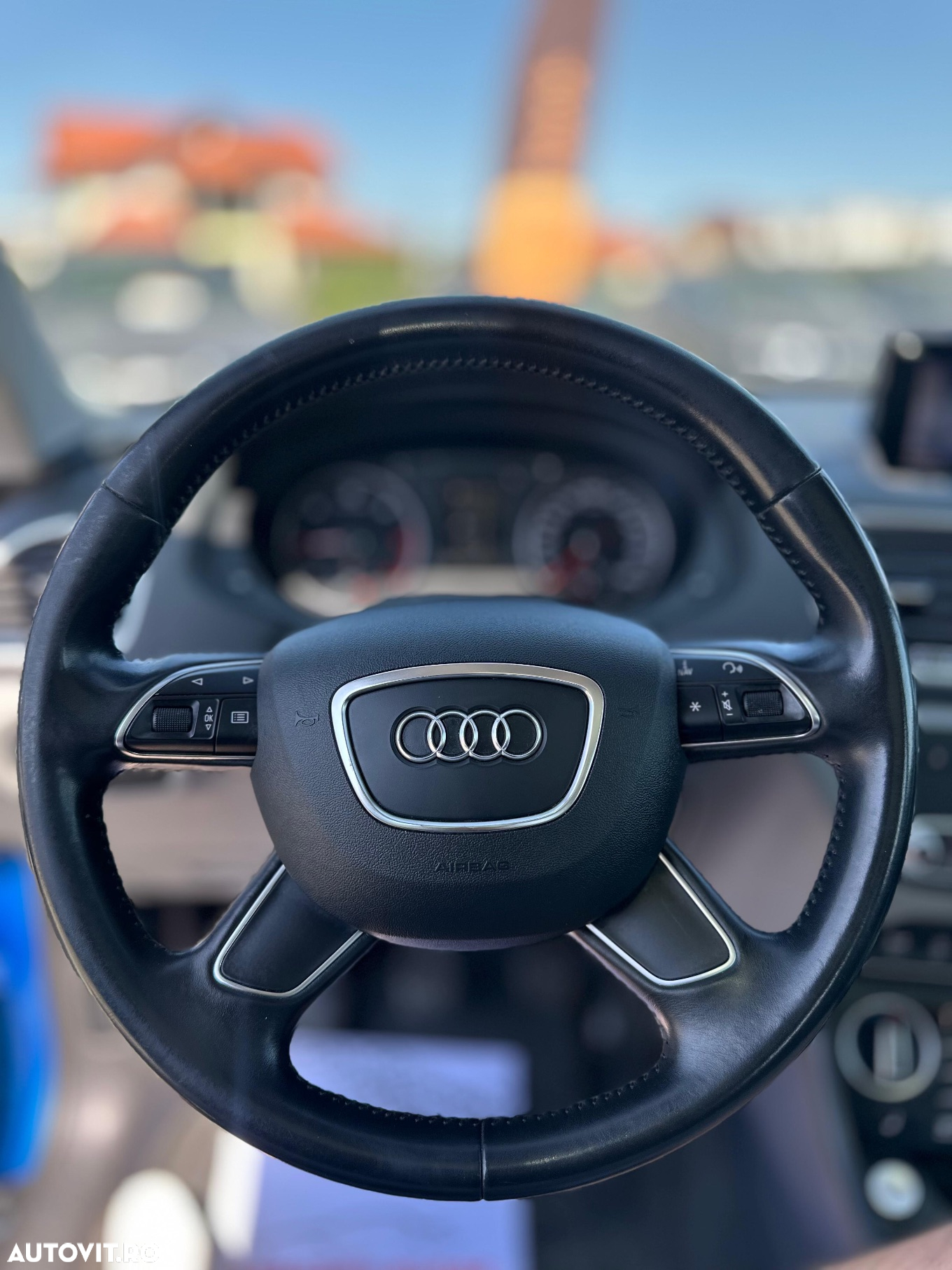Audi Q3 2.0 TDI Quattro Design - 12