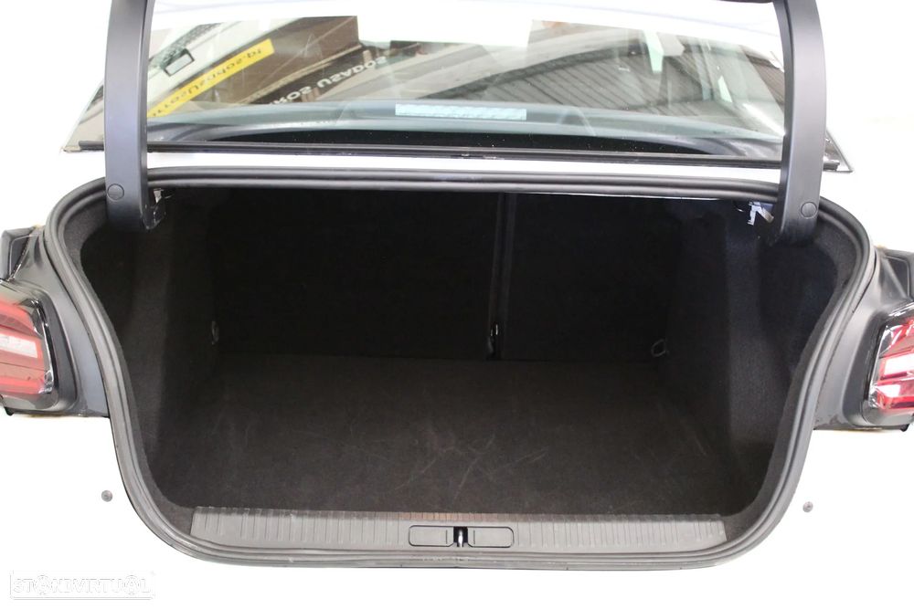 Citroën C4 X 1.2 PureTech Plus EAT8 - 22