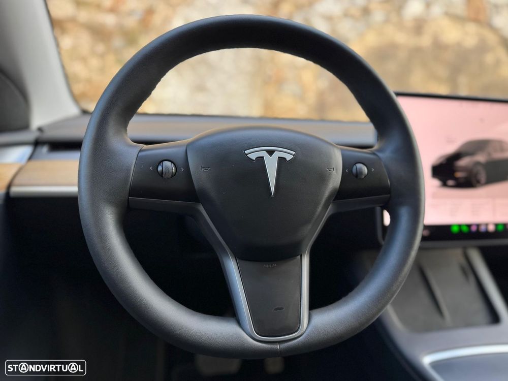 Tesla Model Y Long Range Tração Integral - 34