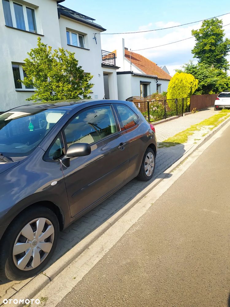 Toyota Auris - 2