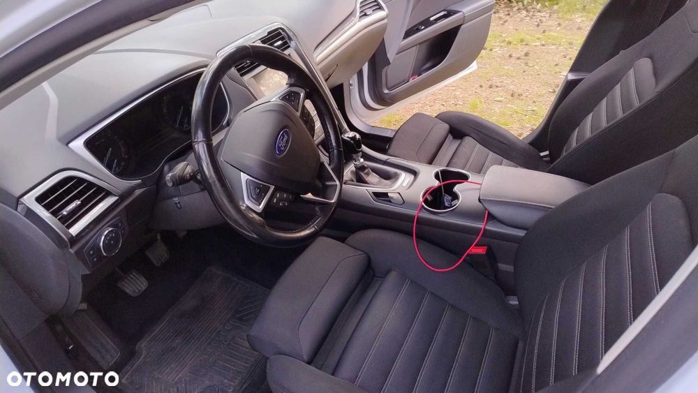 Ford Mondeo - 7