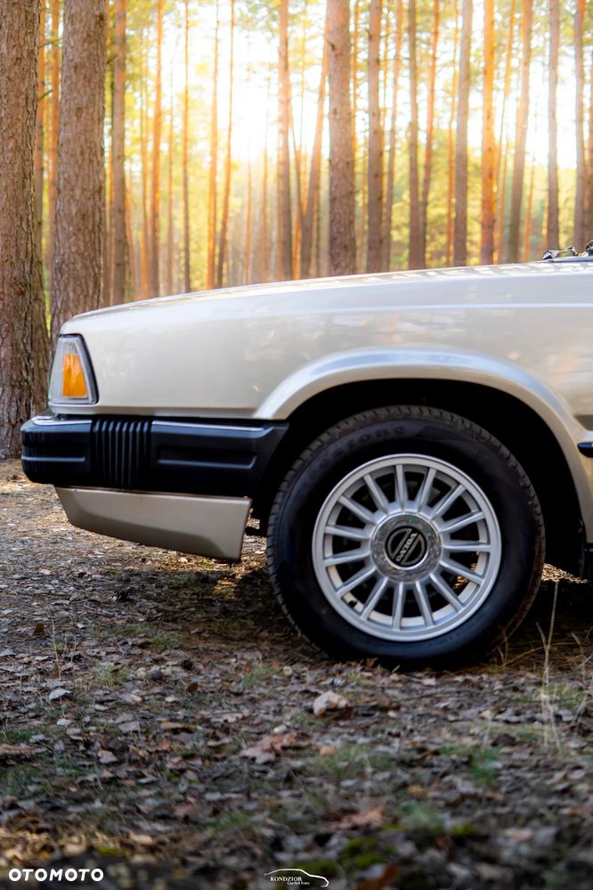 Volvo 780 - 22