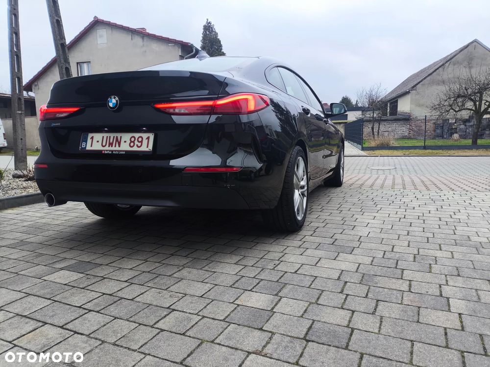 BMW Seria 2 216d - 8