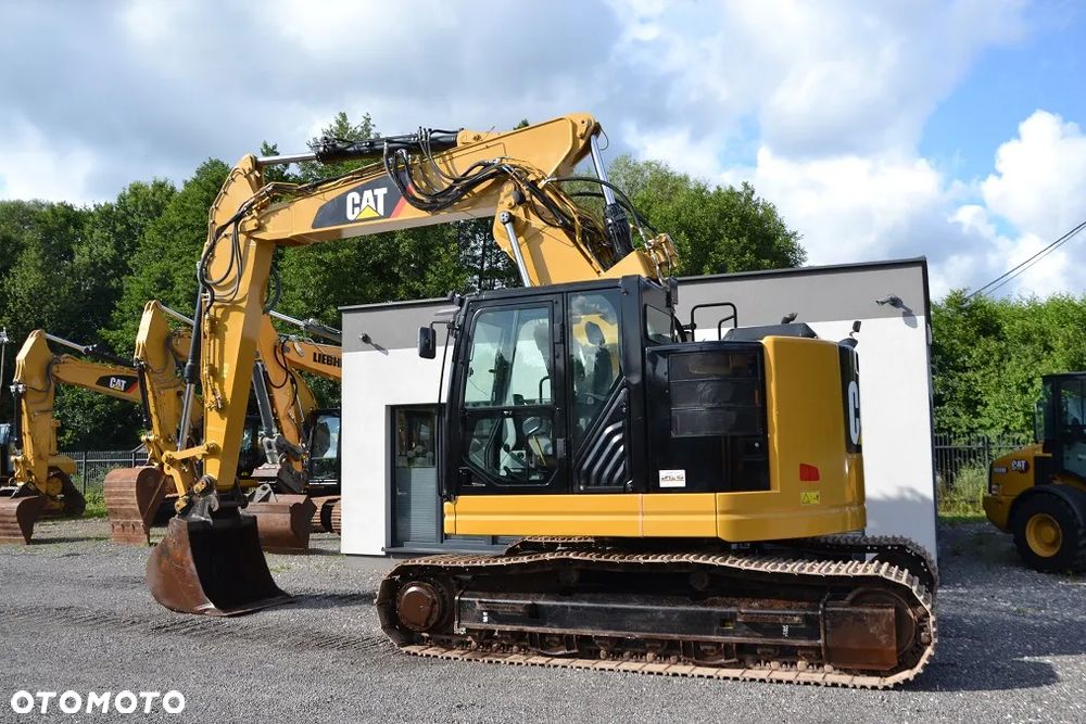 Caterpillar 325 FL - 4