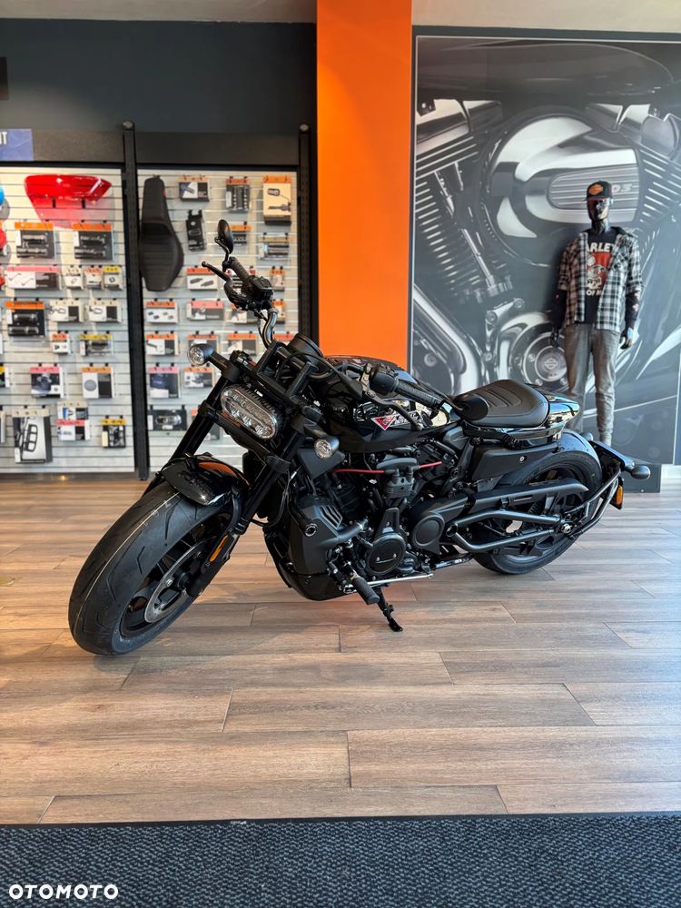 Harley-Davidson Sportster - 3