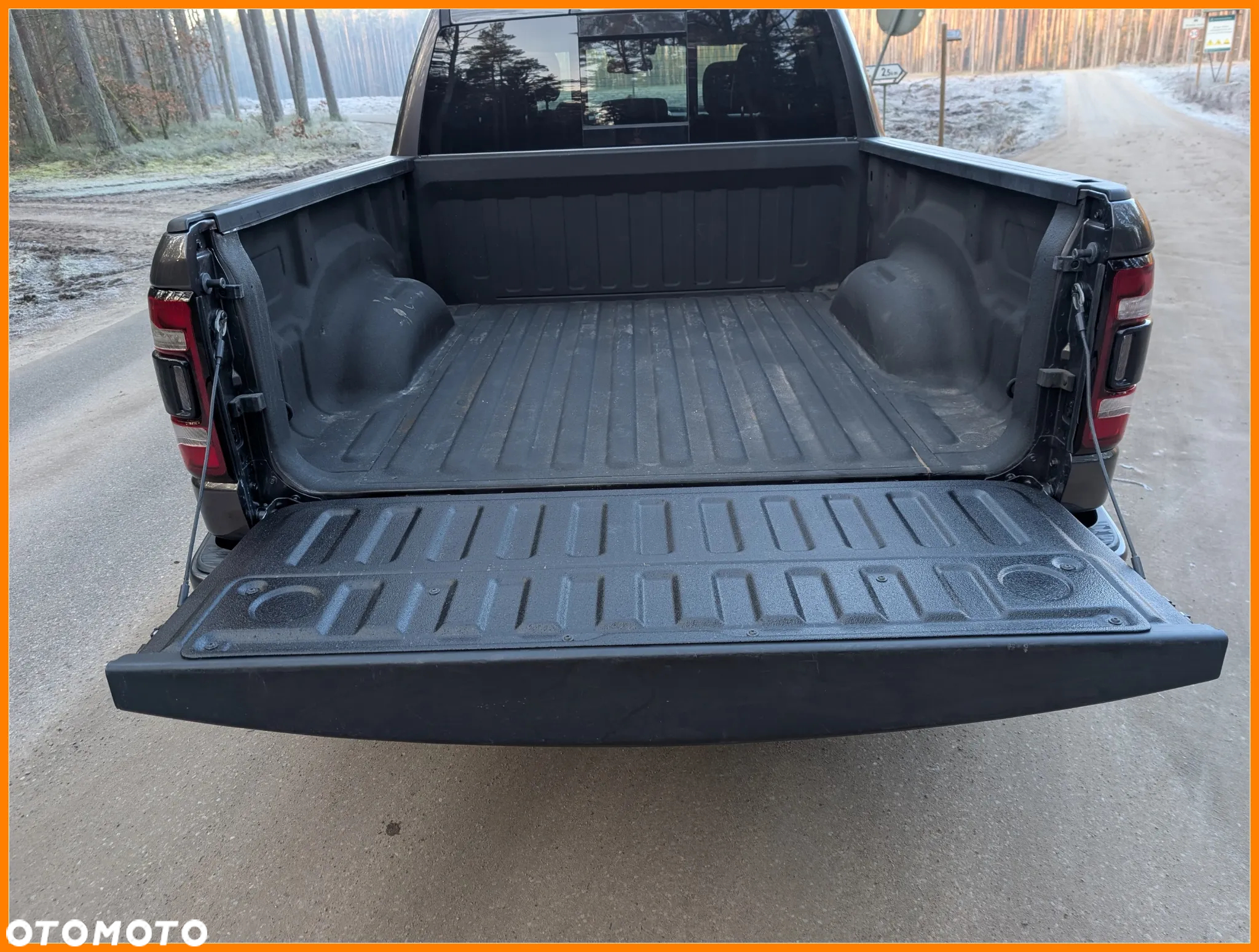 RAM 1500 Crew Cab Laramie - 14