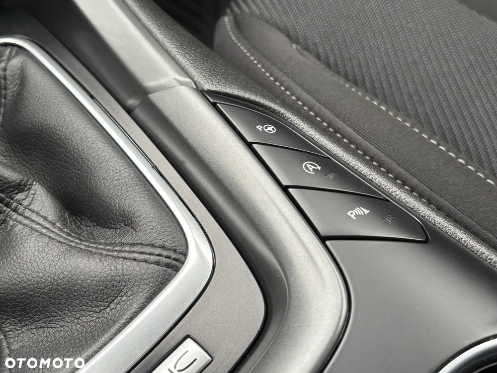 Ford Mondeo 2.0 TDCi Titanium - 28