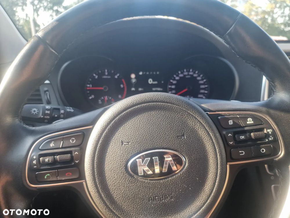 Kia Optima 1.7 CRDI L DCT - 17