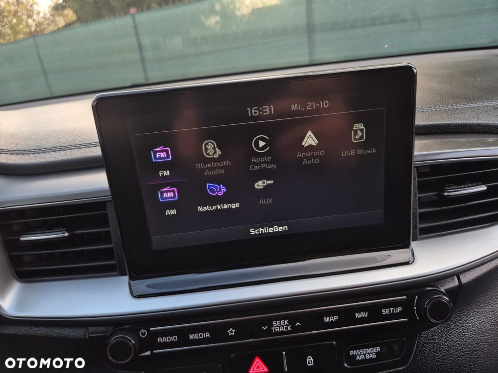Kia Ceed 1.4 T-GDI DCT OPF Vision - 28