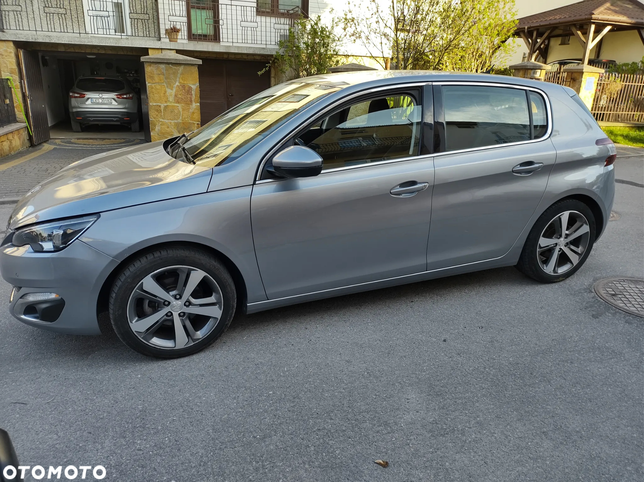 Peugeot 308 1.2 PureTech Allure S&S - 4