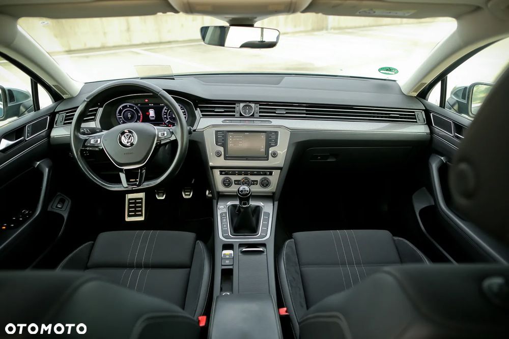 Volkswagen Passat Alltrack - 20