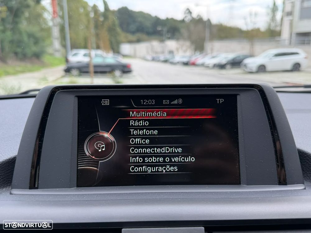 BMW 118 i Advantage - 31