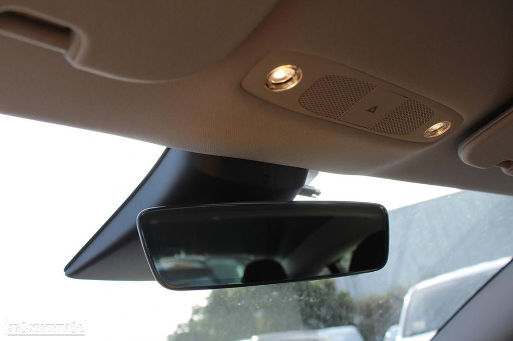 Tesla Model 3 Tração Traseira - 20