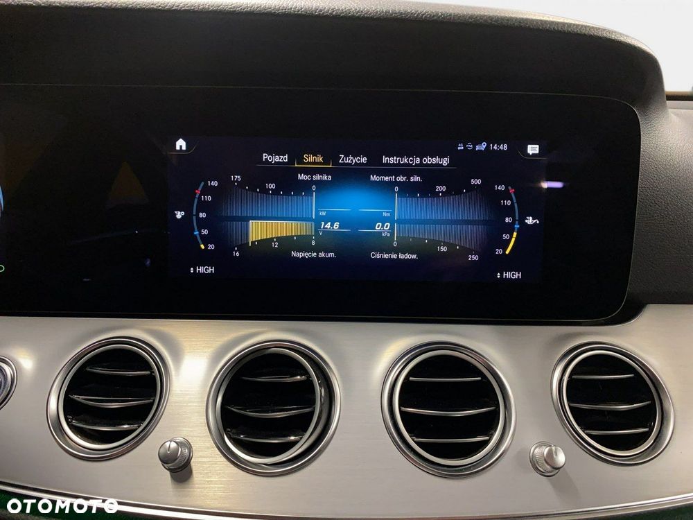 Mercedes-Benz Klasa E - 27