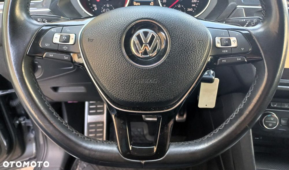 Volkswagen Tiguan - 20