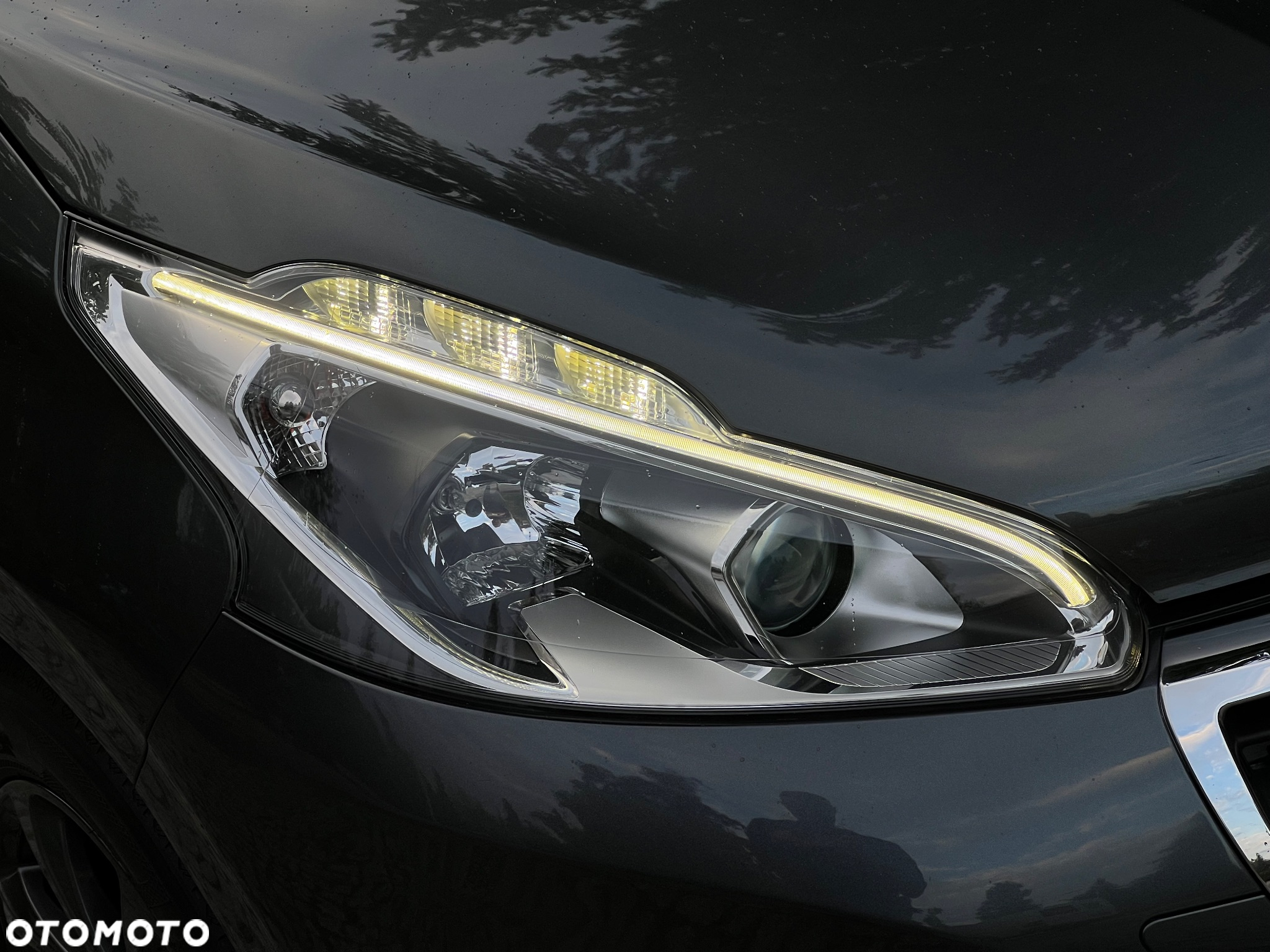 Peugeot 208 - 21