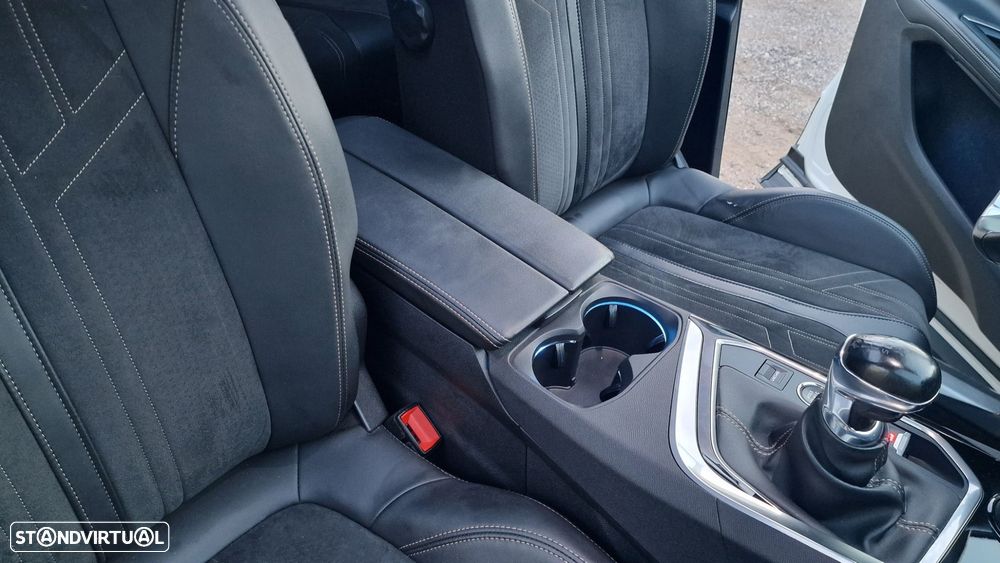 Peugeot 5008 1.5 BlueHDi GT - 31
