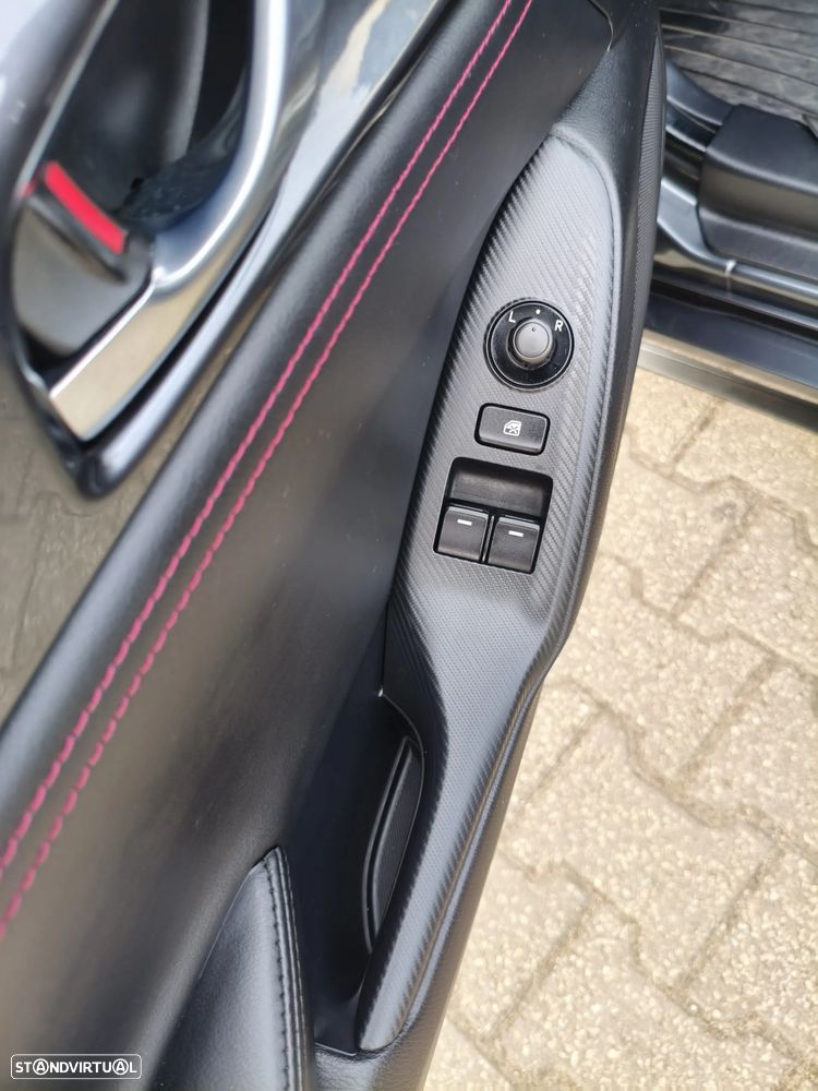 Mazda MX-5 MZR 1.5 Sky.Excellence Navi - 23