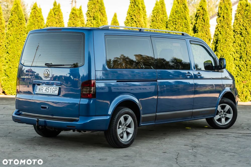 Volkswagen Caravelle - 13